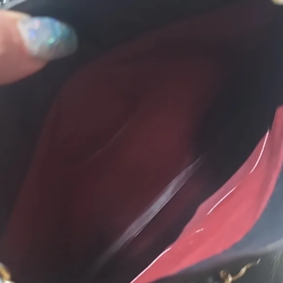 Chanel Black Leather Chain Tote Bag - Picture 9 of 14